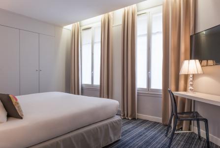 Hôtel Paris Vaugirard - Room